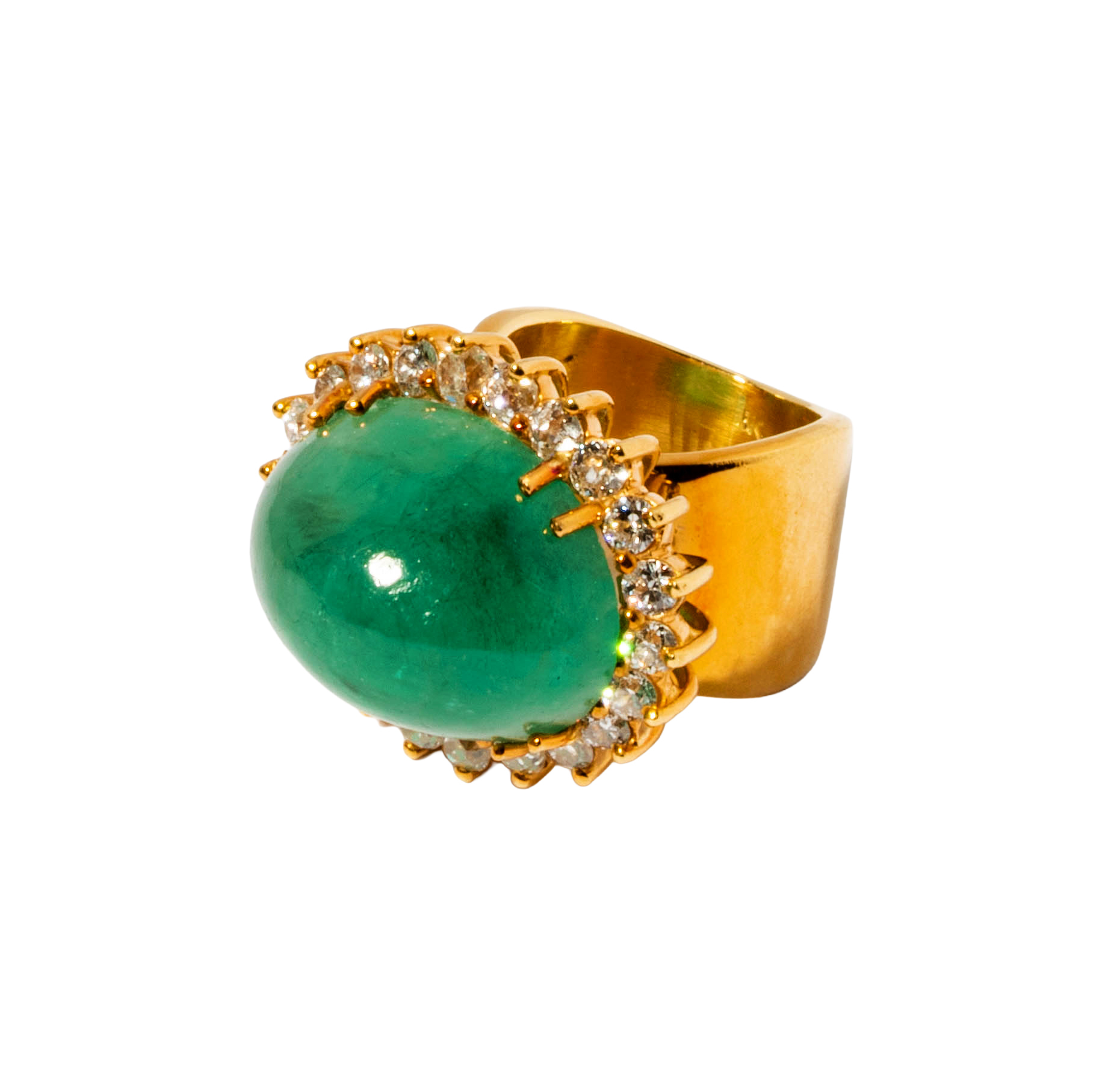 18 Karat Yellow Gold Green Beryl and Diamond Ring