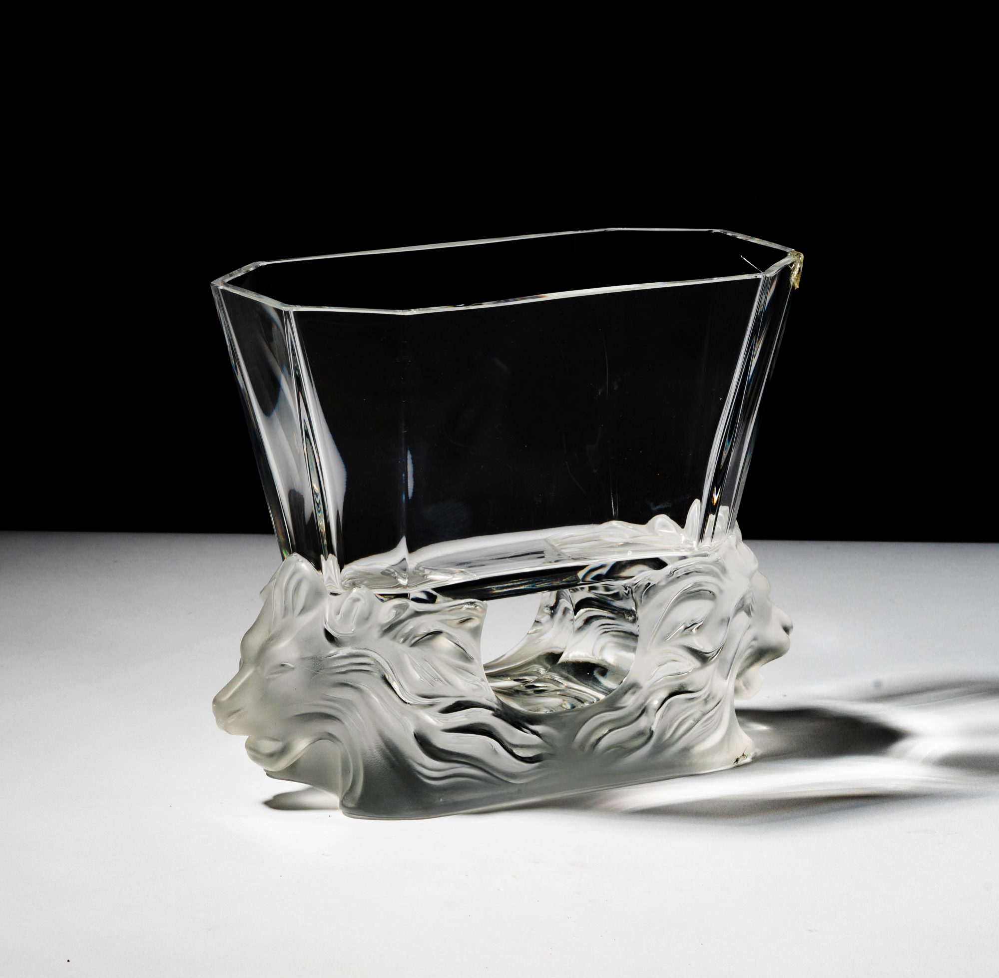 Lalique Venise Double Lion Vase