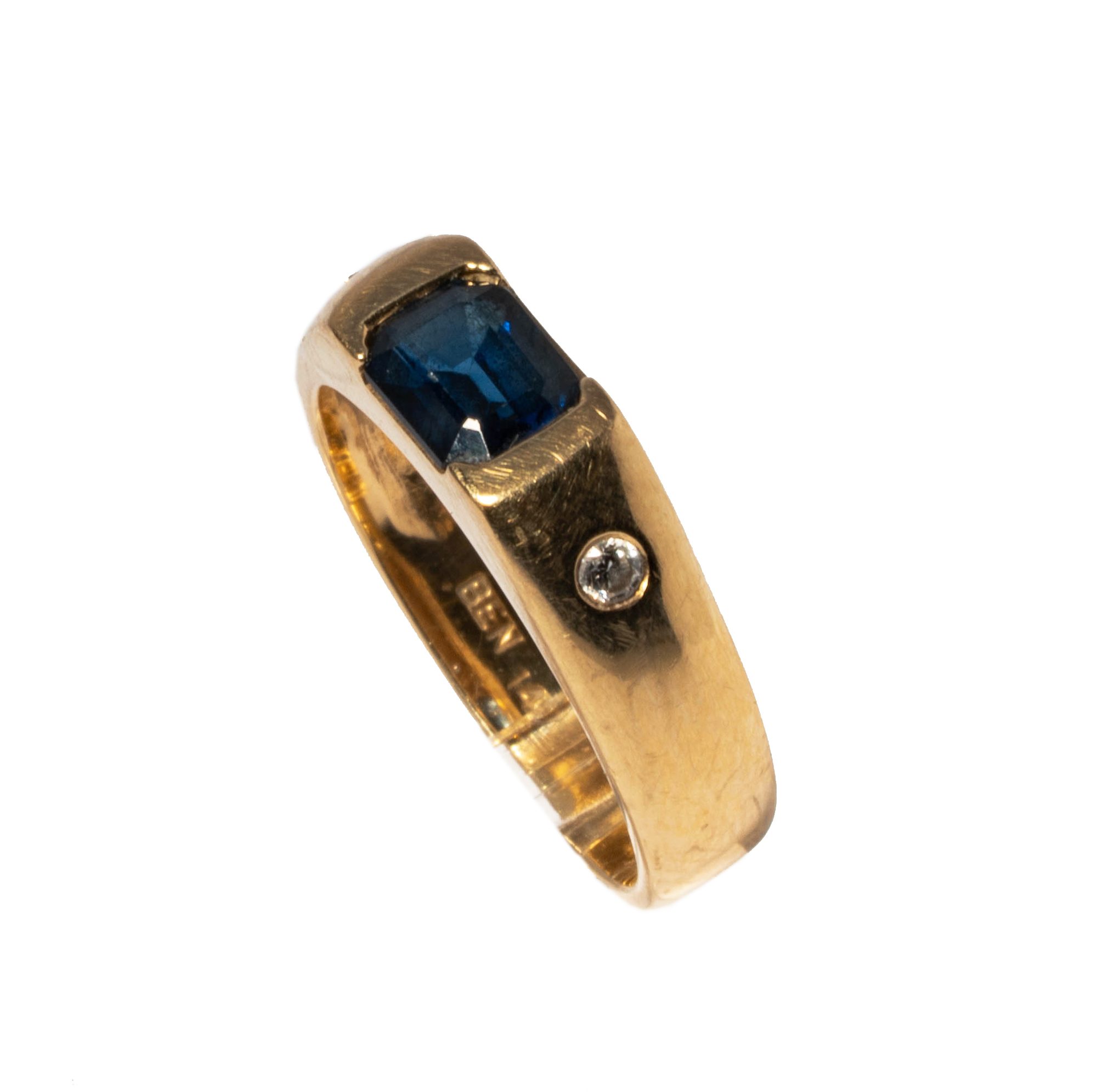 14KT Yellow Gold Signet Ring
